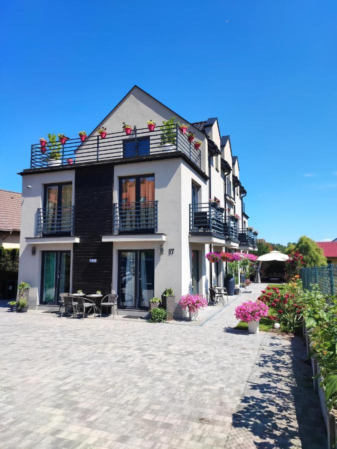 Hotel 4 Foxes Ustka Exterior foto